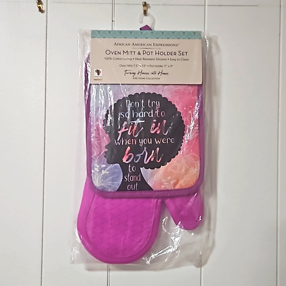 Decorative Oven Mitt with pot holder set